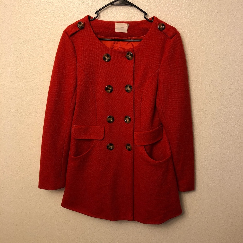 Lush botton down jacket